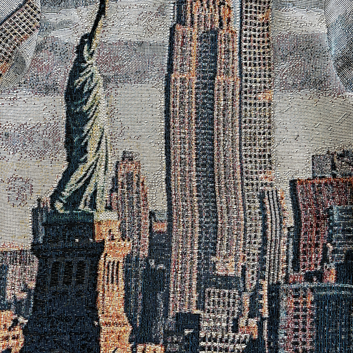 NY CITY TAPESTRY HOODIE