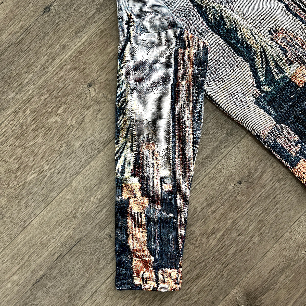 NY CITY TAPESTRY HOODIE