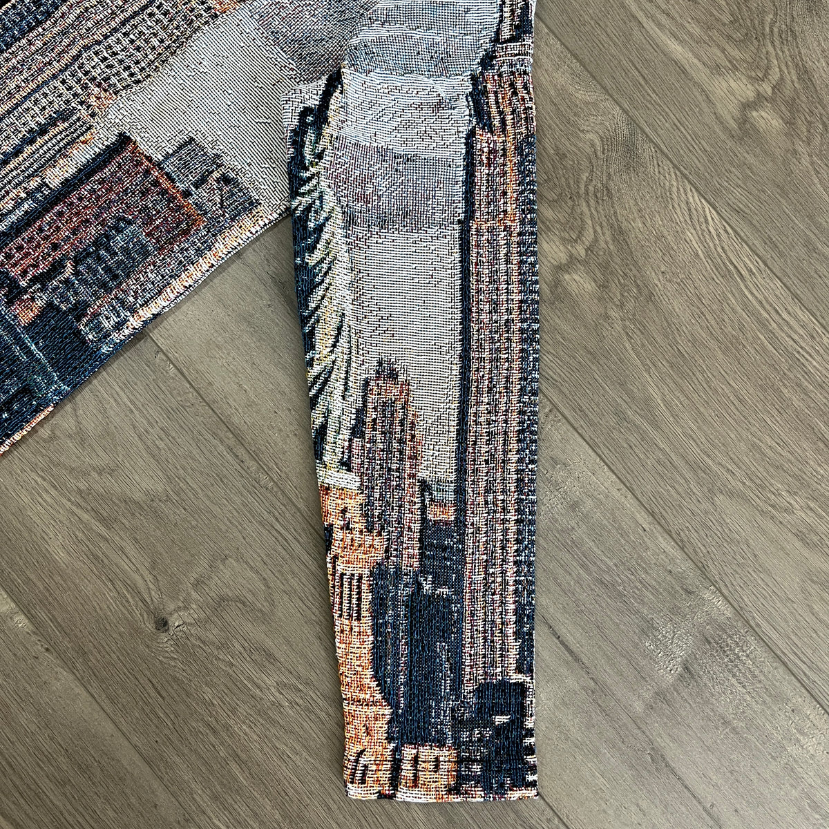 NY CITY TAPESTRY HOODIE