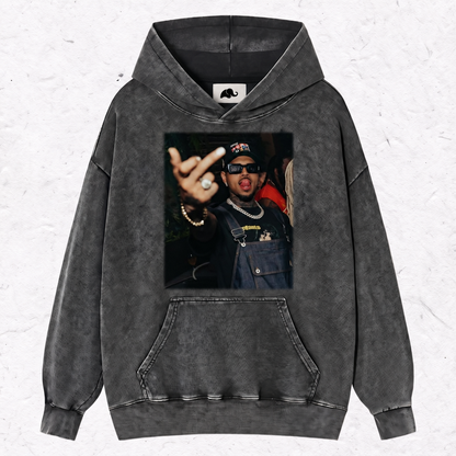 CHRIS BROWN MIDDLE FINGER HOOD＆ SWEAT＆TEE