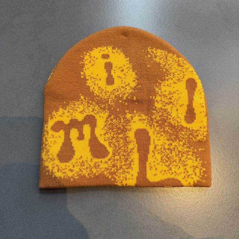 Abstract Letter Graphic Knit Beanie Orange / Yellow