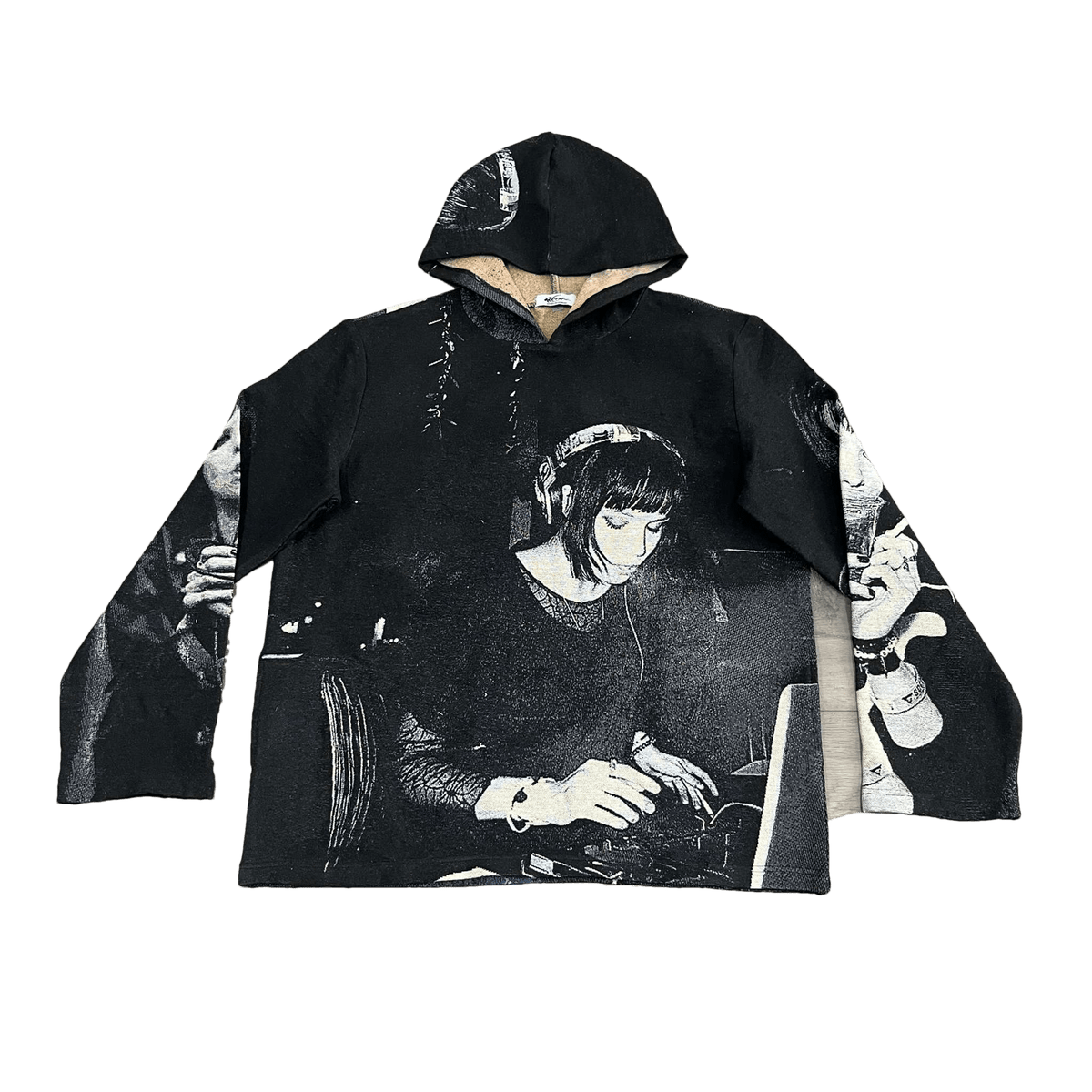 ALICE TAPESTRY HOODIE