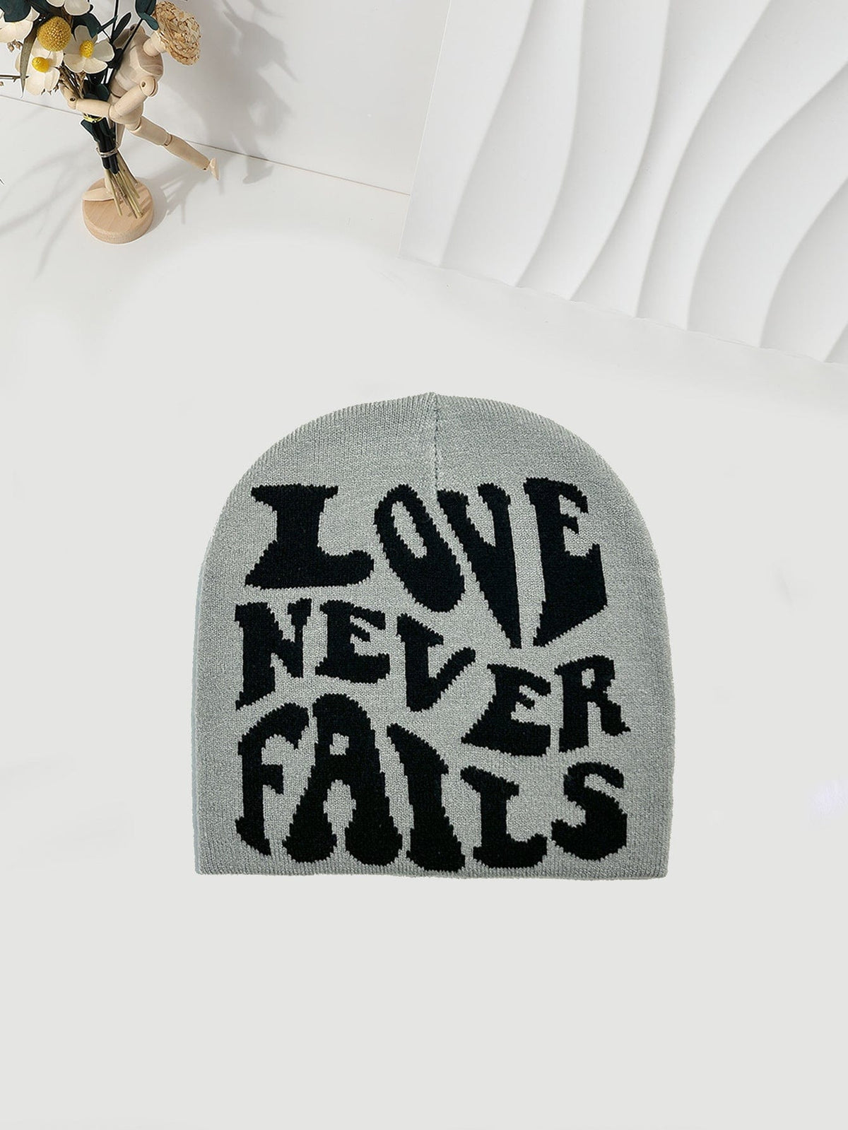 BEANIE-2058