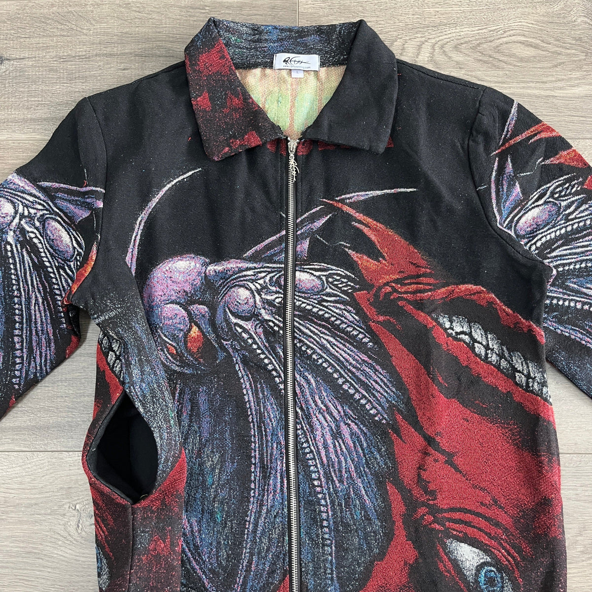 BERSERK FEMTO TAPESTRY TEE