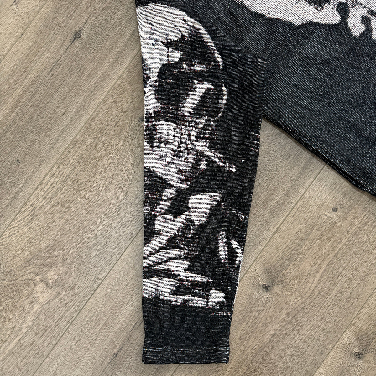 CIGARETTE SKULL TAPESTRY JACKET