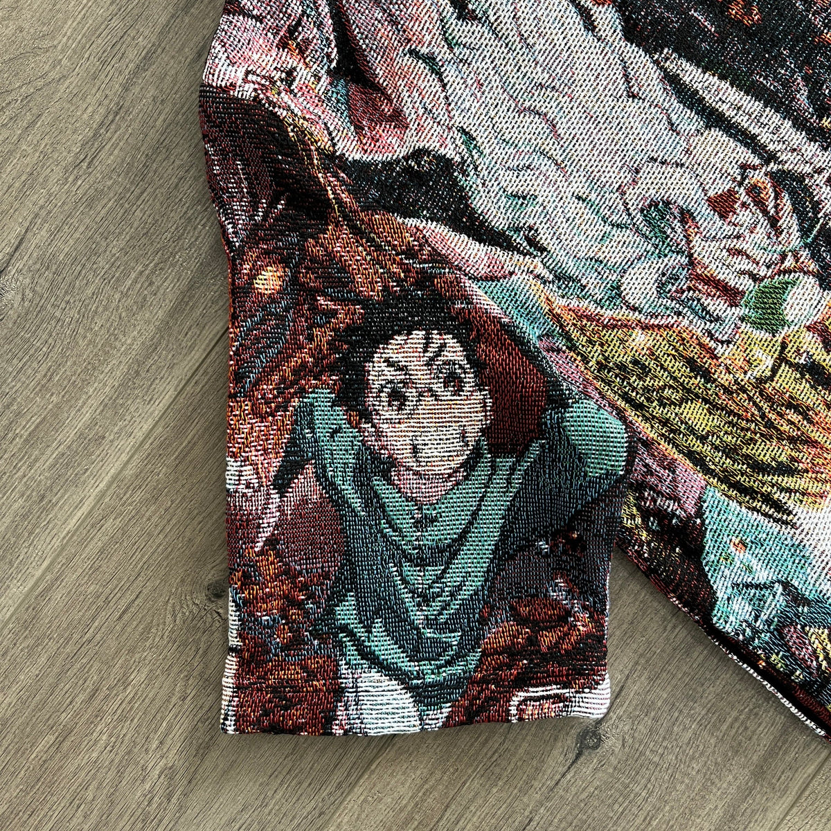 DANDADAN TAPESTRY TEE