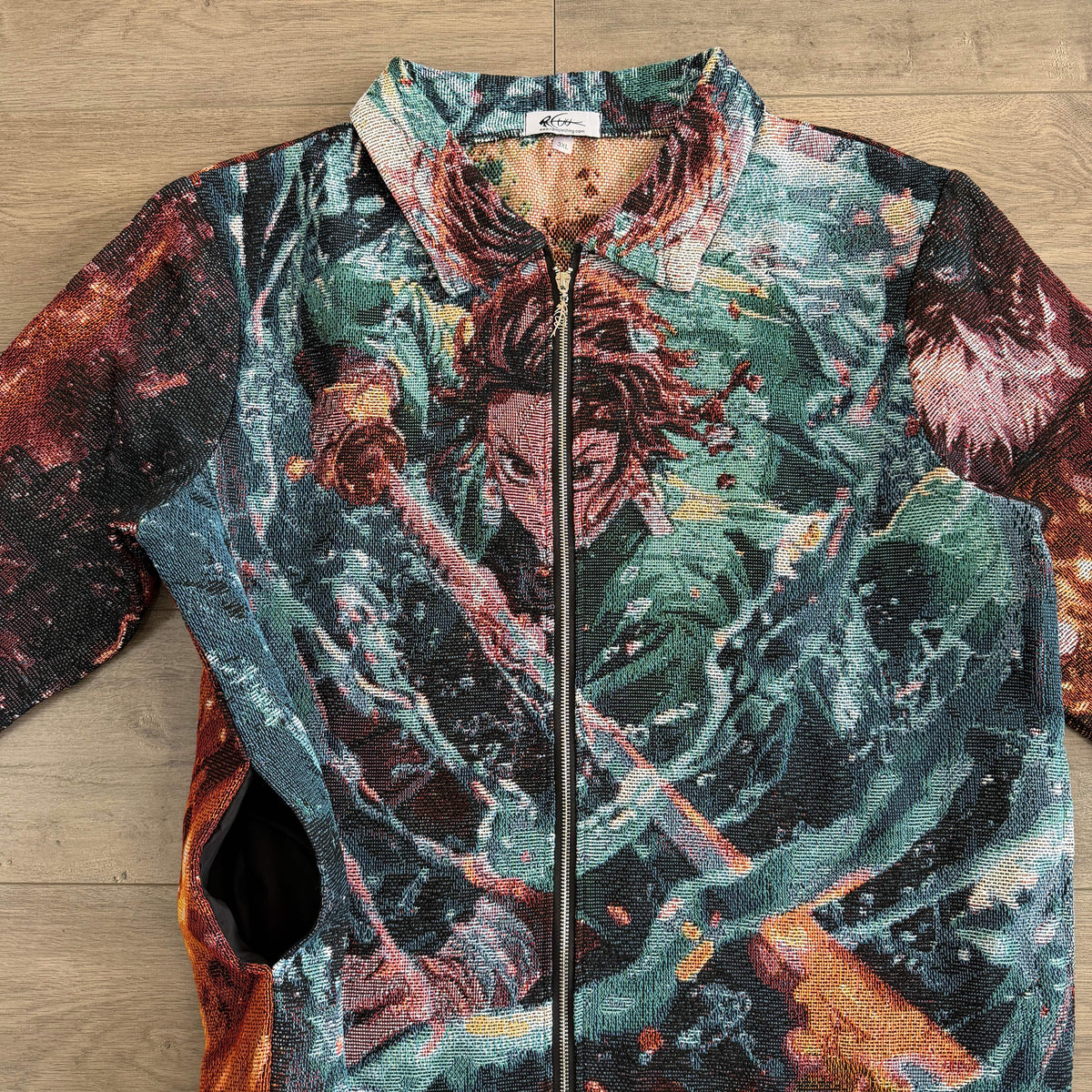 DEMON SLAYER TAPESTRY TEE