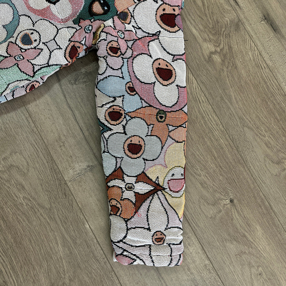FLOWER TAPESTRY COAT