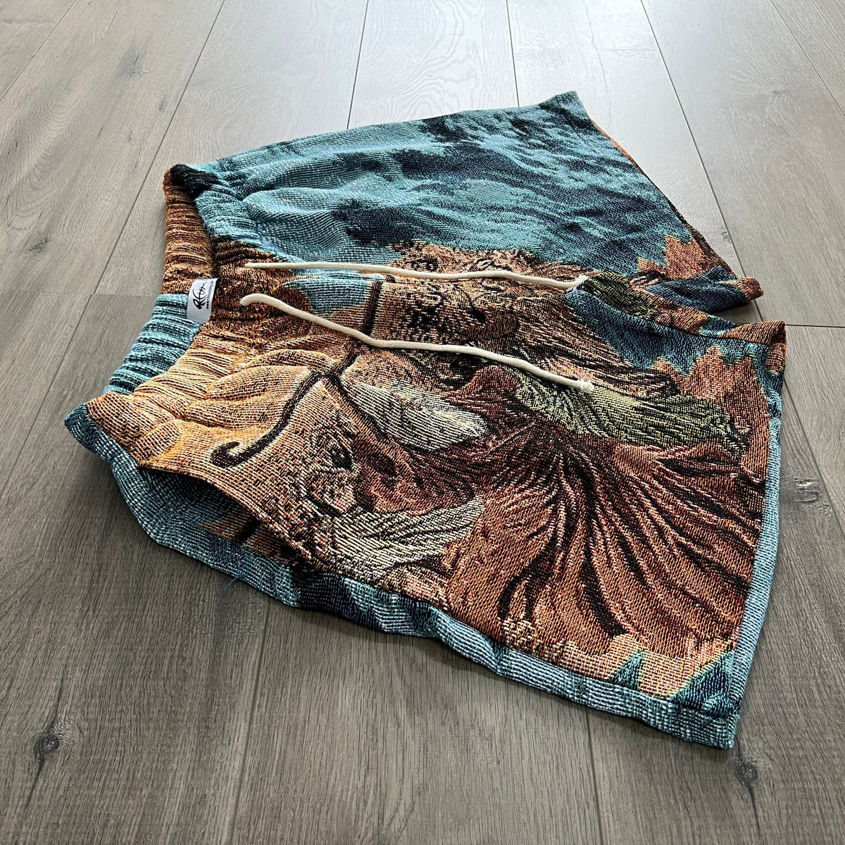 GOD'S KINGDOM TAPESTRY SHORTS