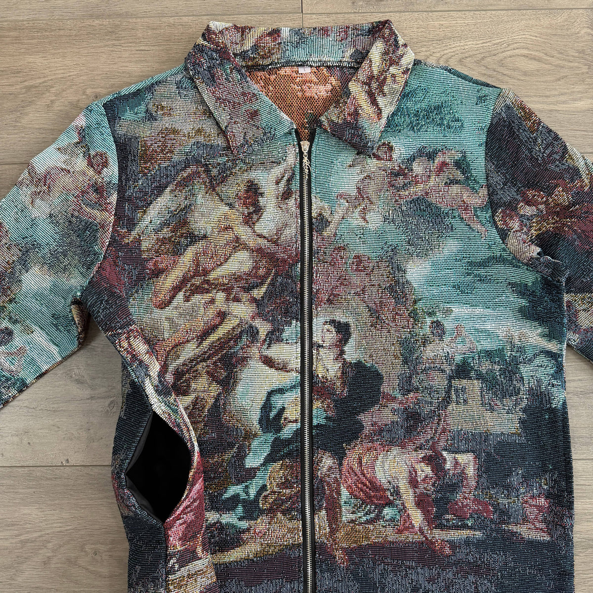 HEAVEN V3 TAPESTRY TEE