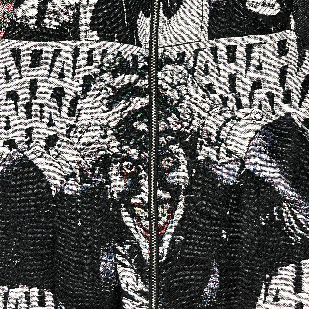 JOKE HAHA TAPESTRY TEE
