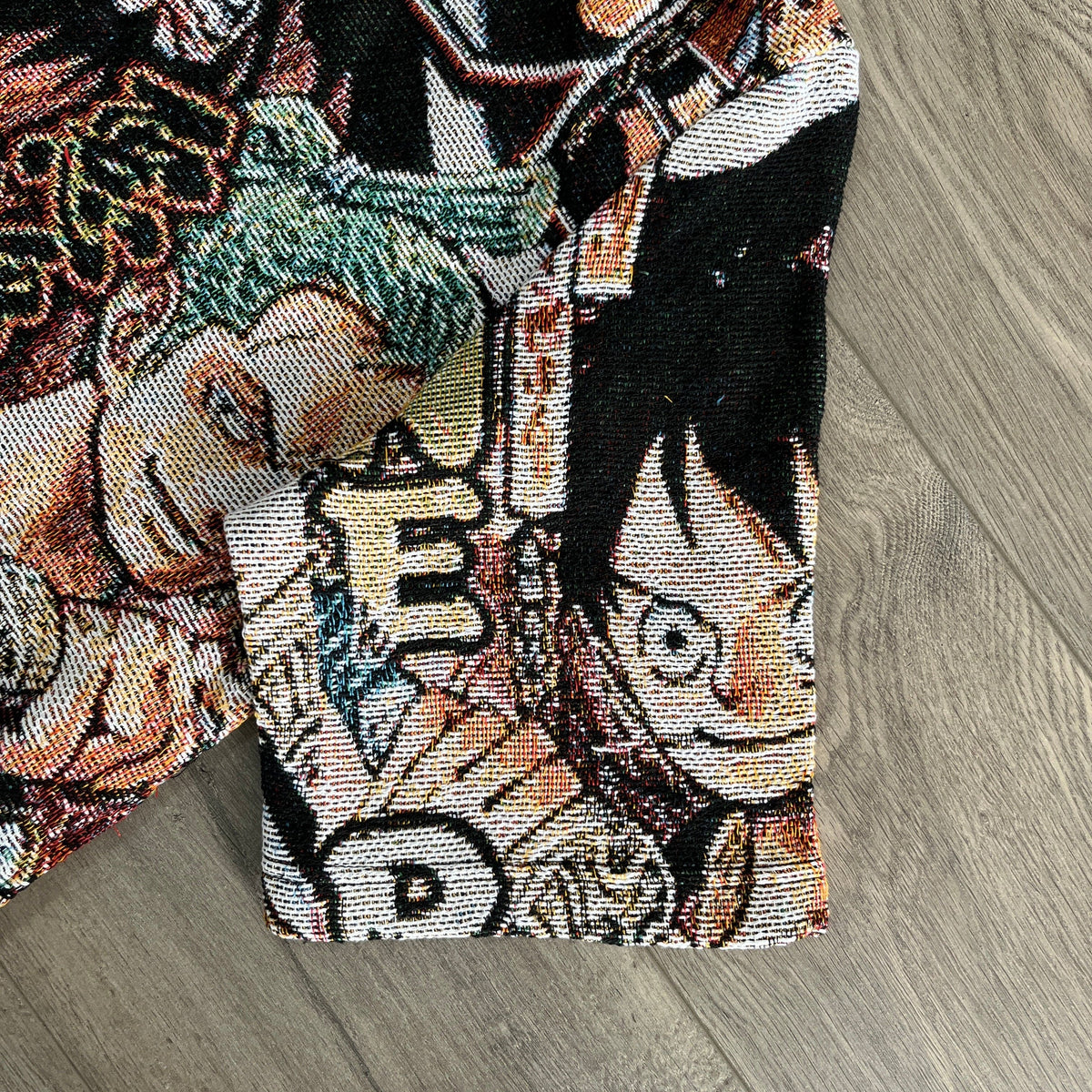 L&Z TAPESTRY TEE