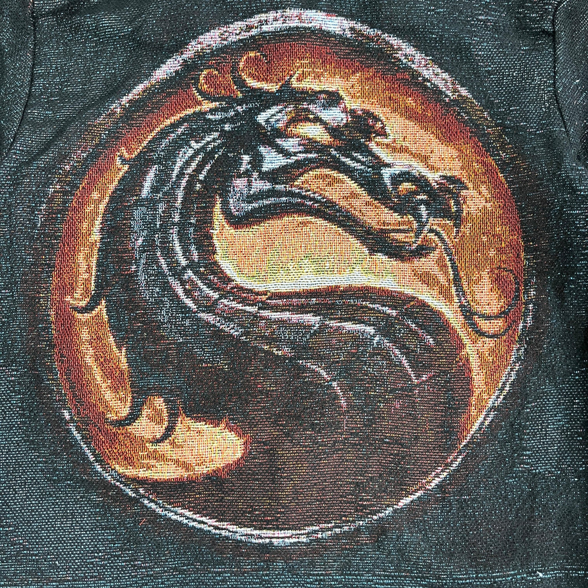 MORTAL COMBAT TAPESTRY TEE