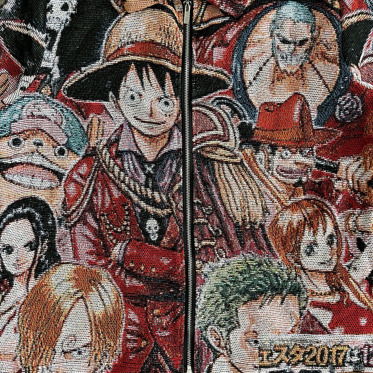 ONE P V3 TAPESTRY TEE