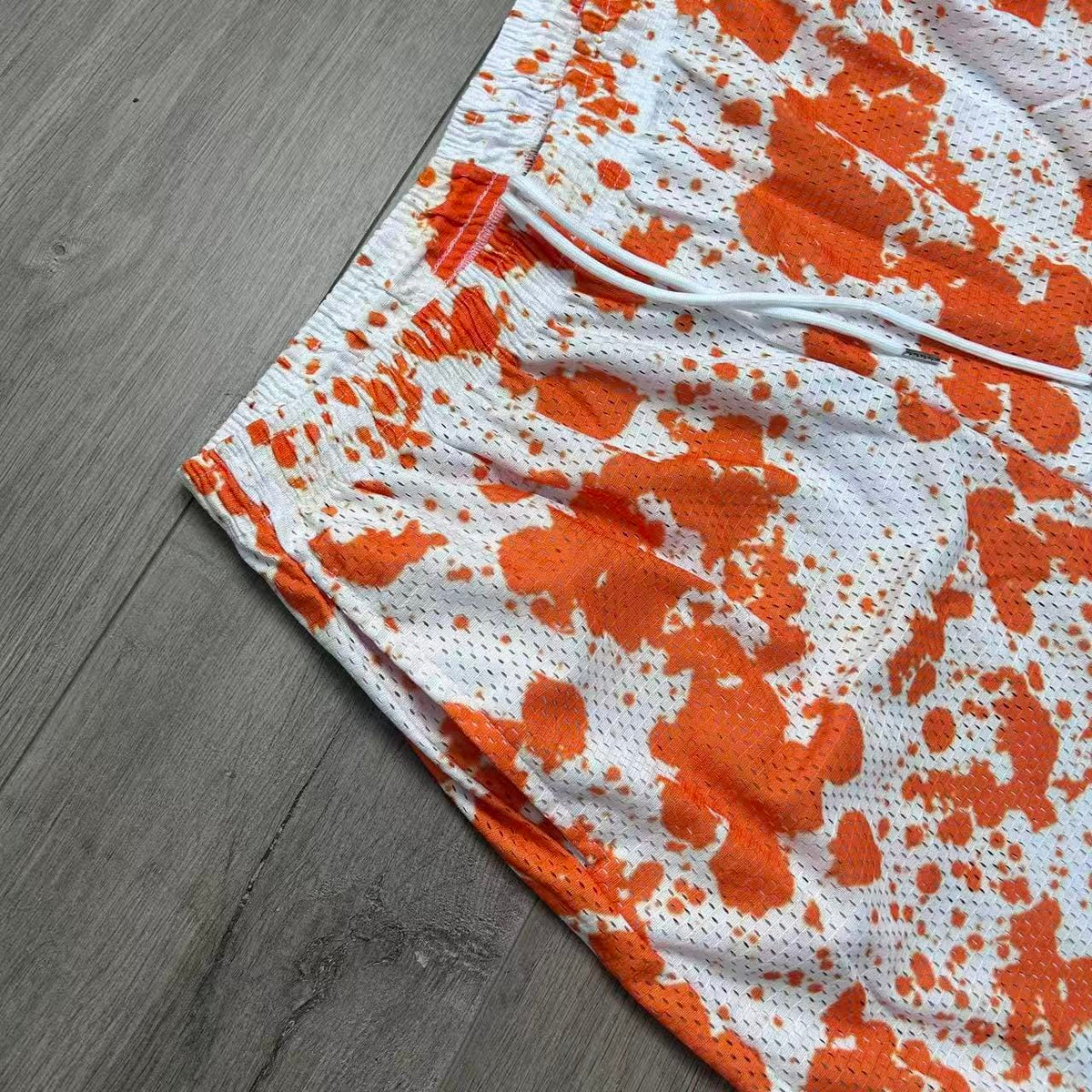 ORANGE PAINT MESH SHORTS-8796