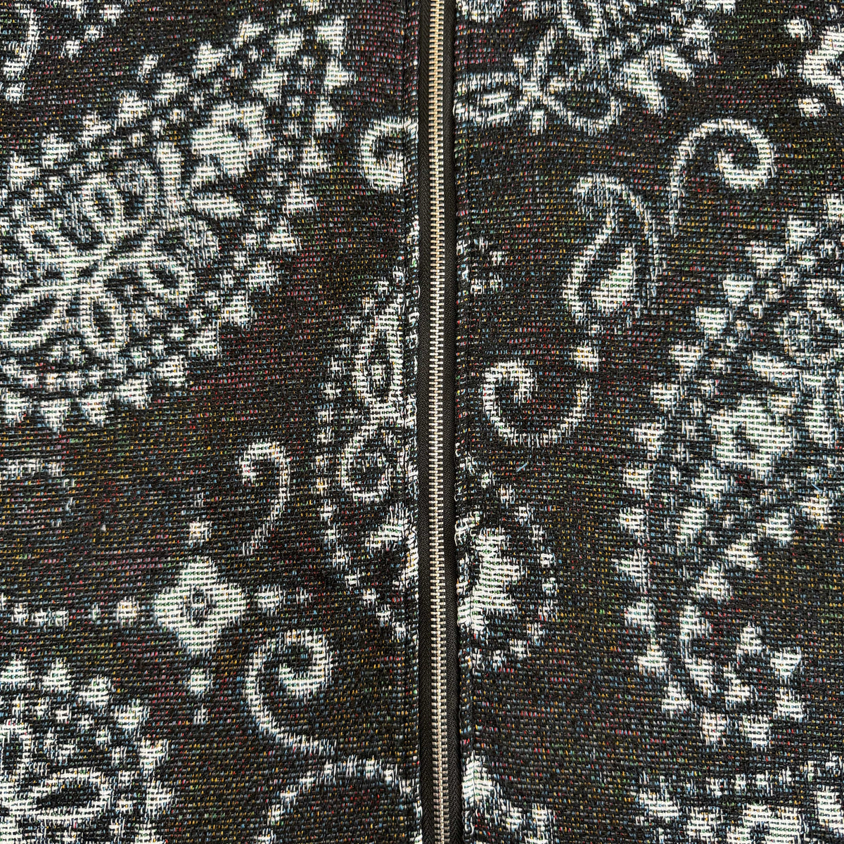 PAISLEY TAPESTRY JACKET