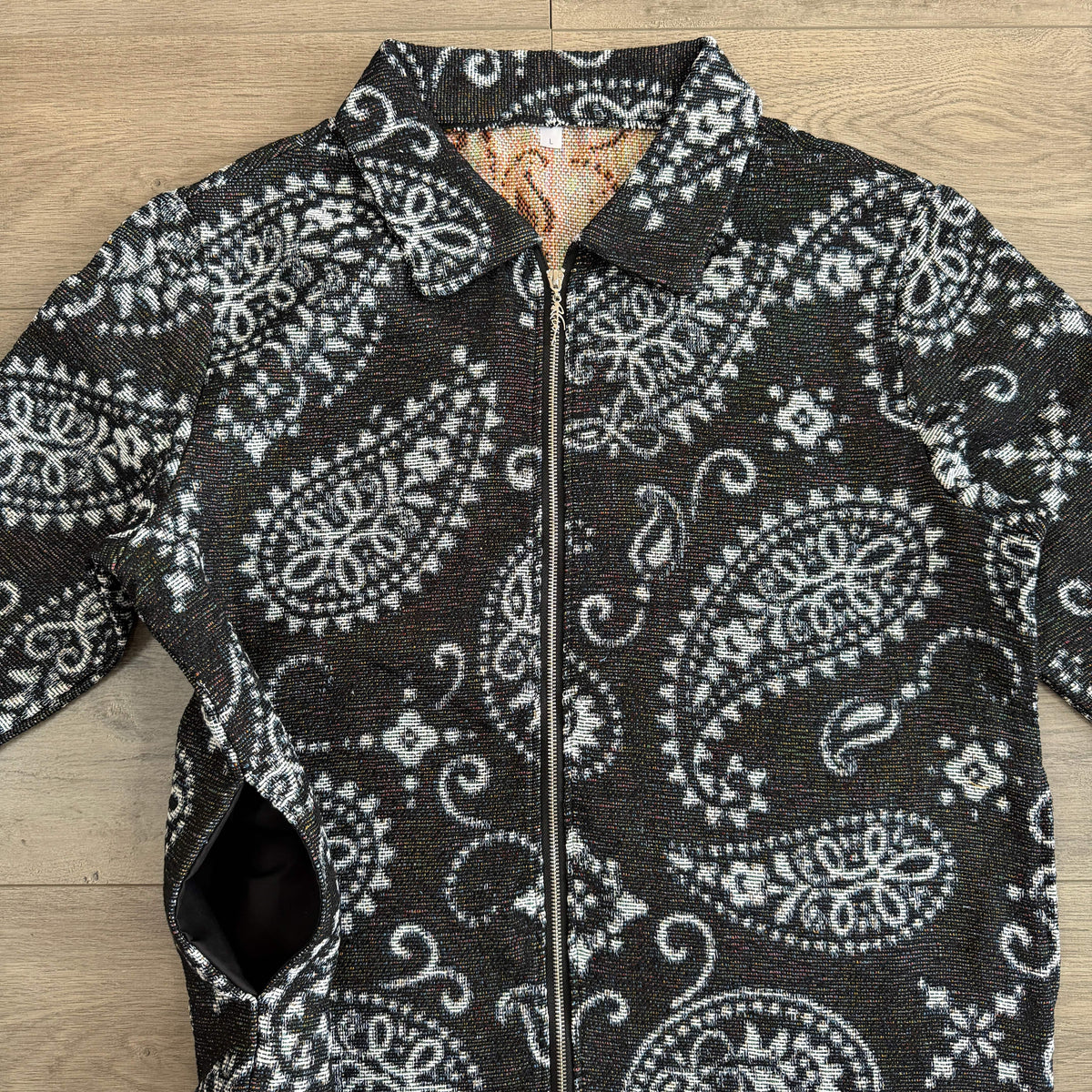 PAISLEY TAPESTRY JACKET