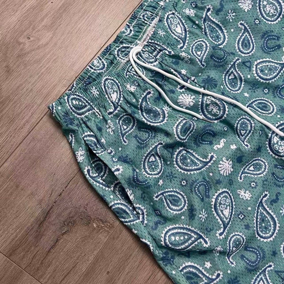 PAISLEY V2 MESH SHORTS-8798