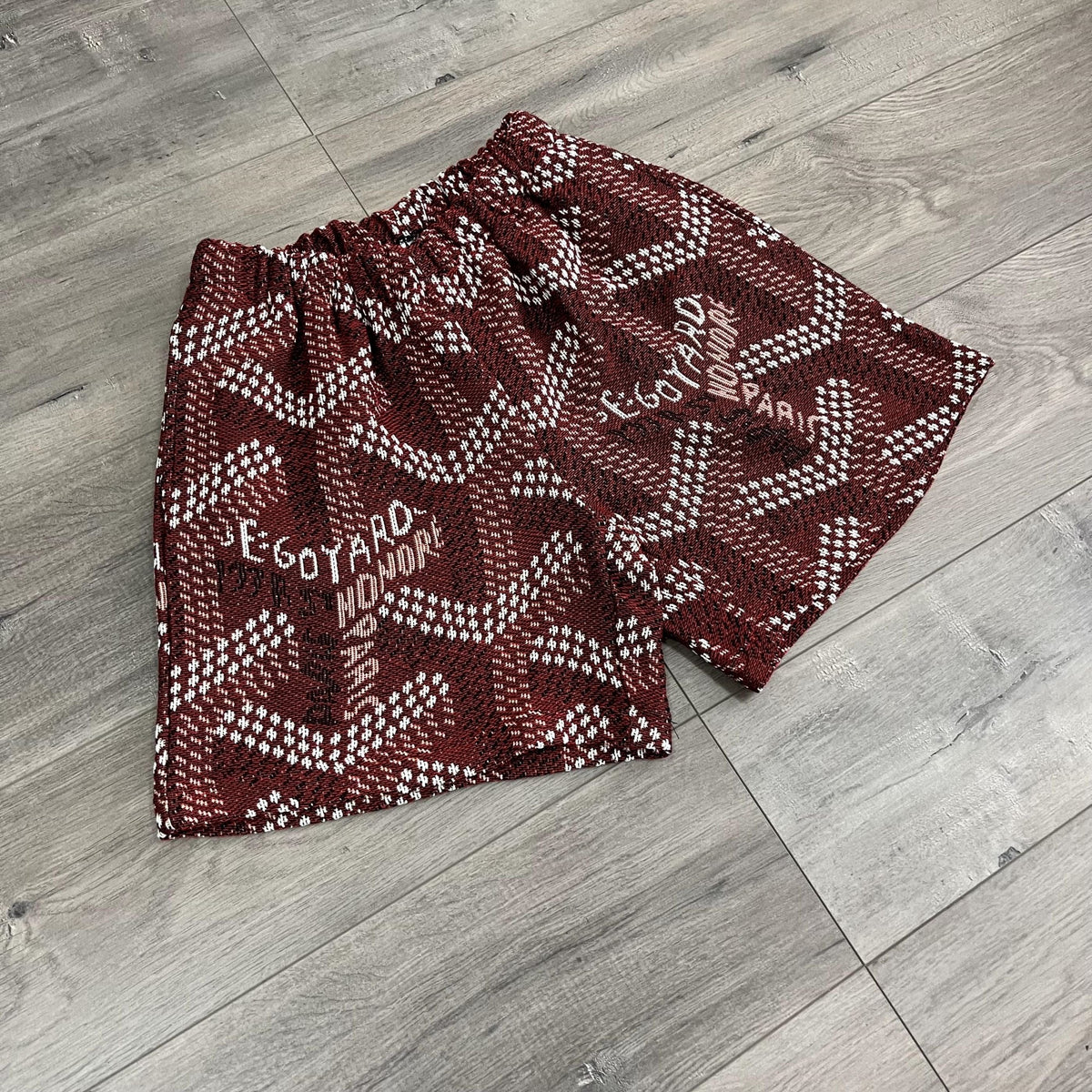 RED GY TAPESTRY SHORTS