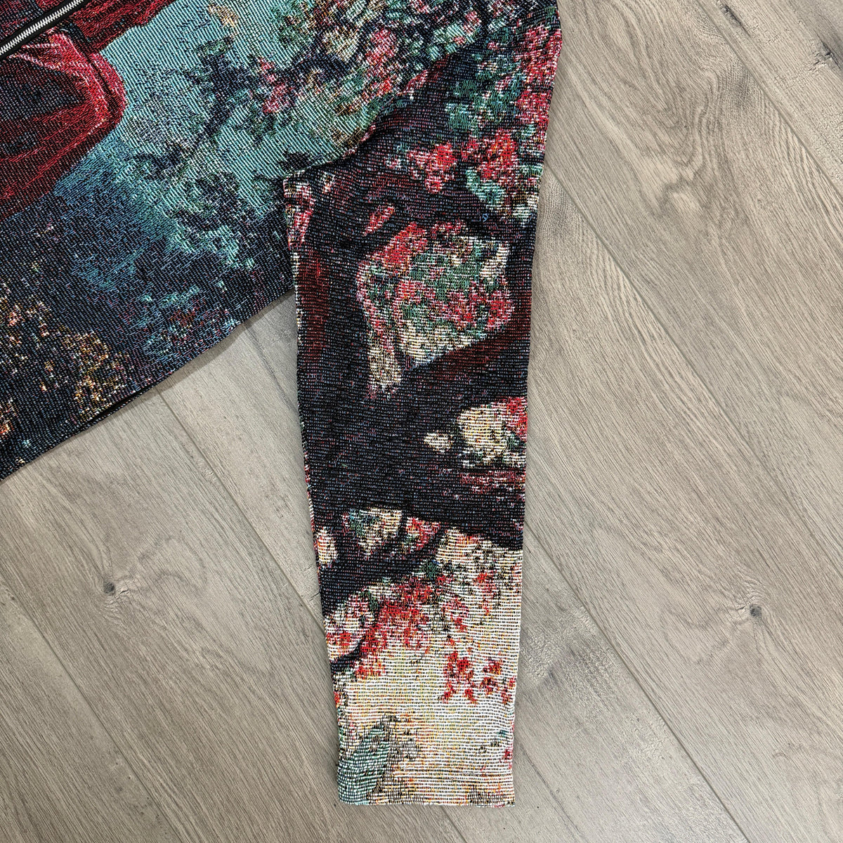 SAVIOR IN THE SAKURA TAPESTRY JACKET