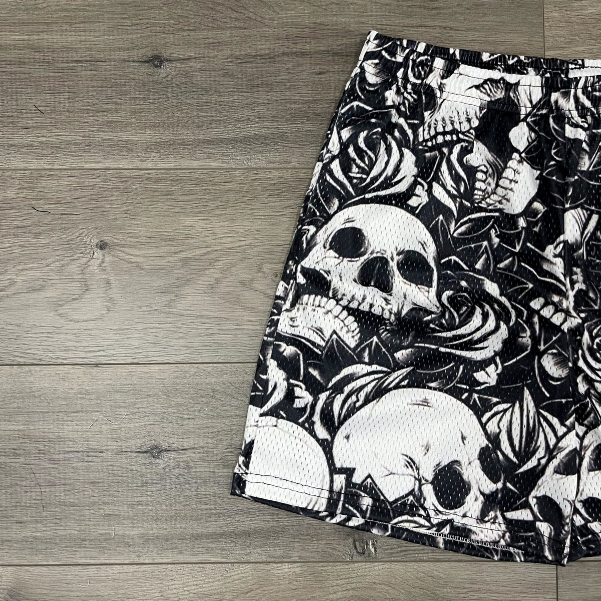 SKULL MESH SHORTS-8691