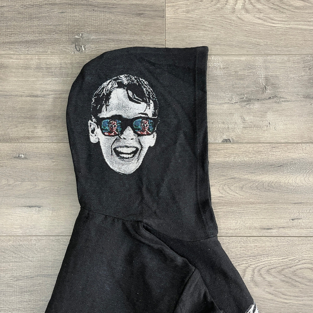 SQUINT TAPESTRY HOODIE