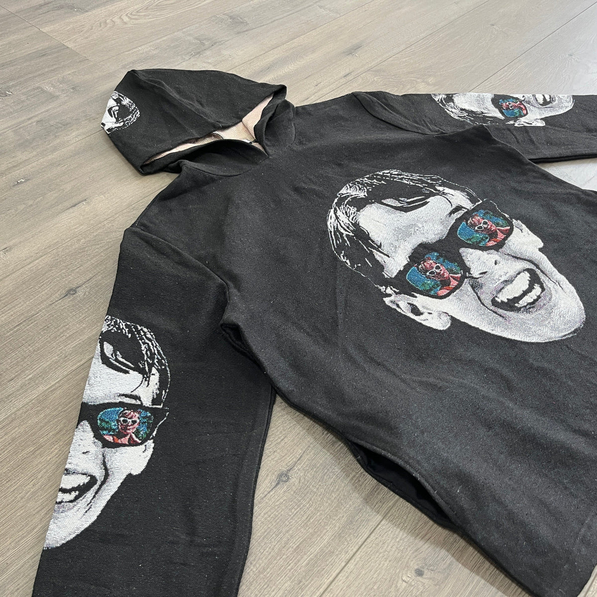 SQUINT TAPESTRY HOODIE
