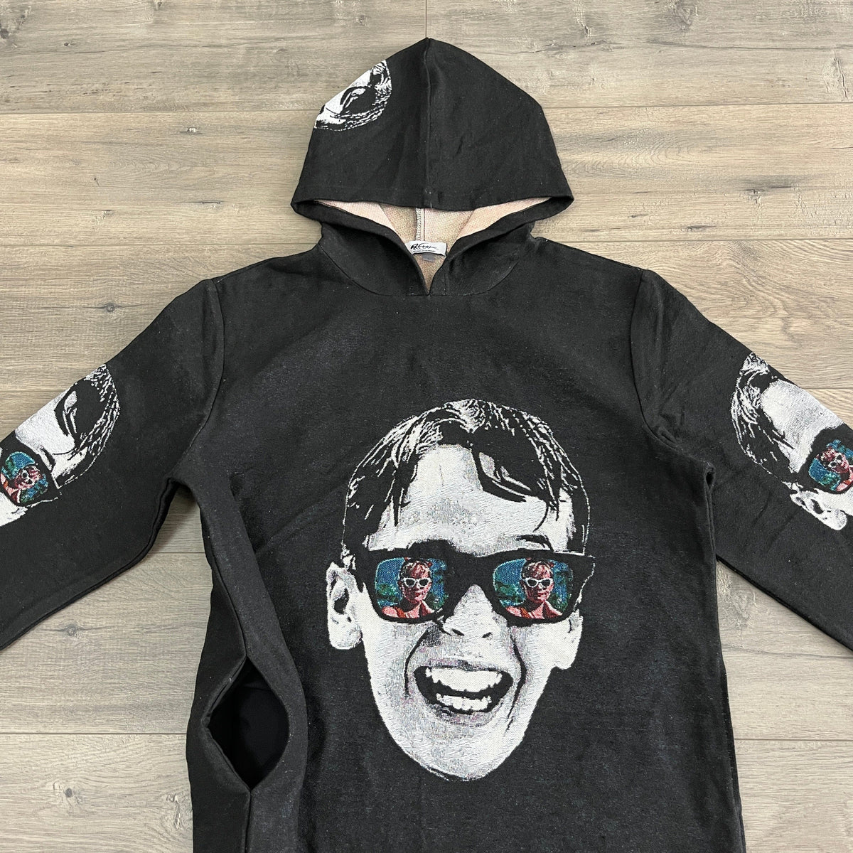 SQUINT TAPESTRY HOODIE