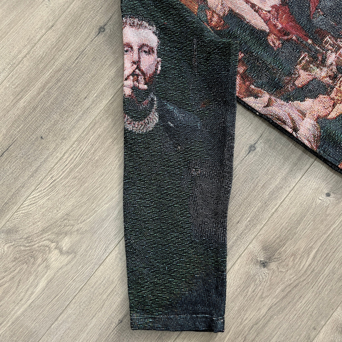 SUPERBOWL TAPESTRY HOODIE