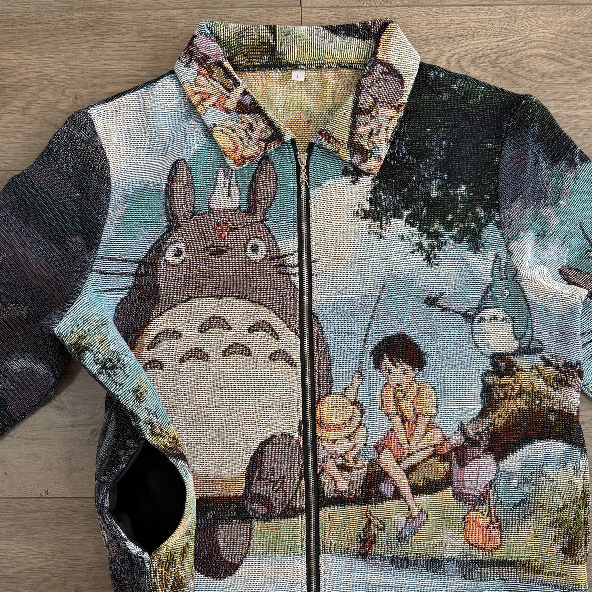 TOTORO TAPESTRY TEE