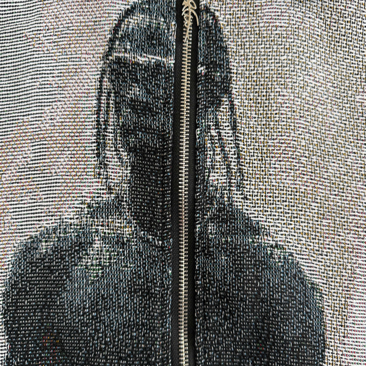 TRAVIS V2 TAPESTRY TEE