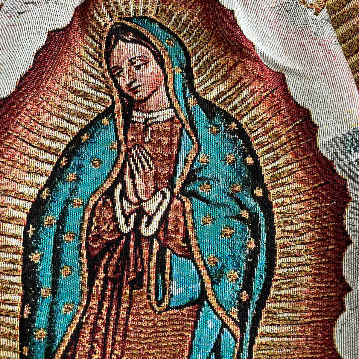 VIRGENCITA TAPESTRY SHORTS